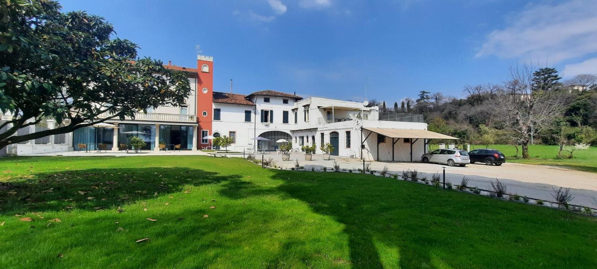 Country Esmera Desenzano del Garda Kültér fotó
