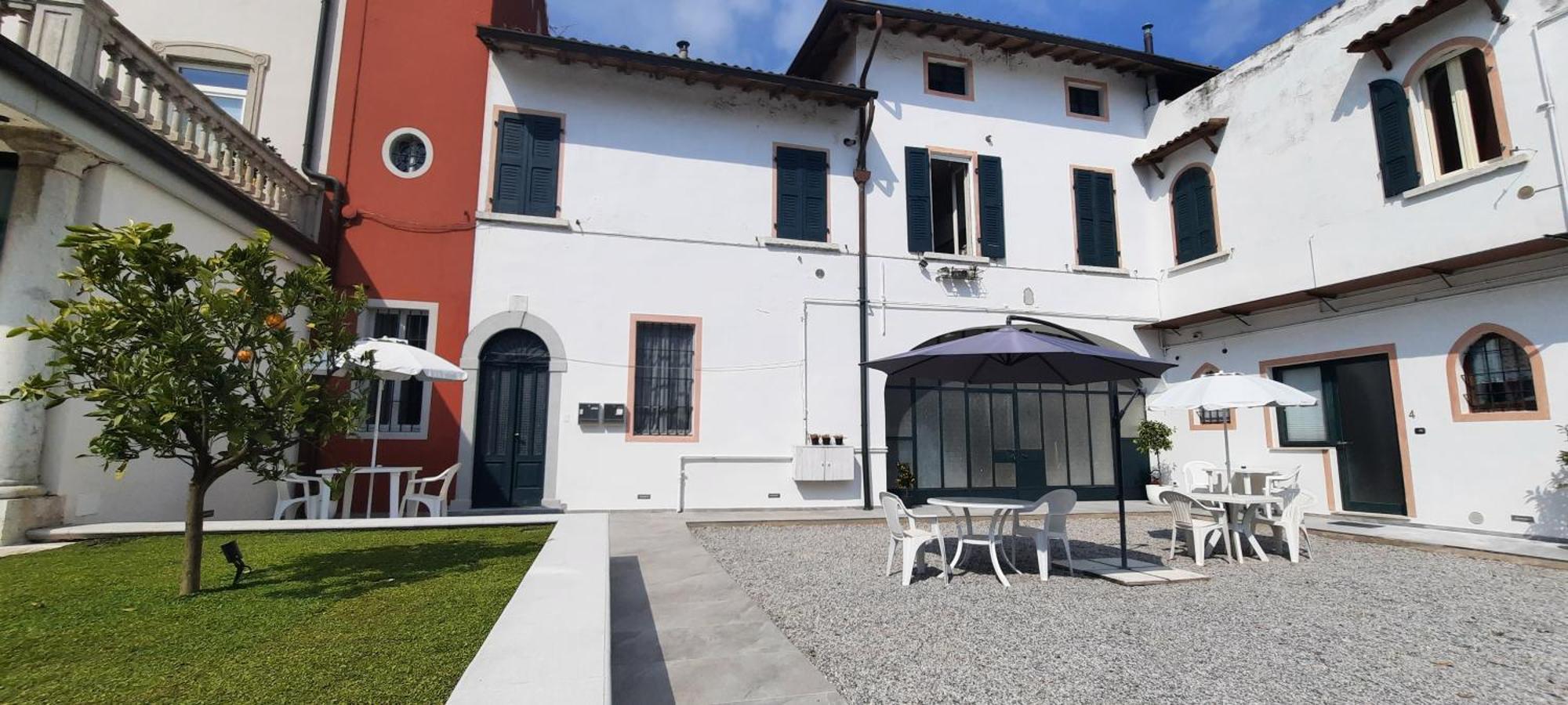 Country Esmera Desenzano del Garda Kültér fotó